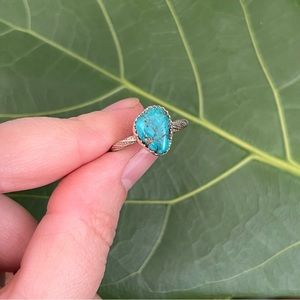 Sterling silver and turquoise ring size 7.25